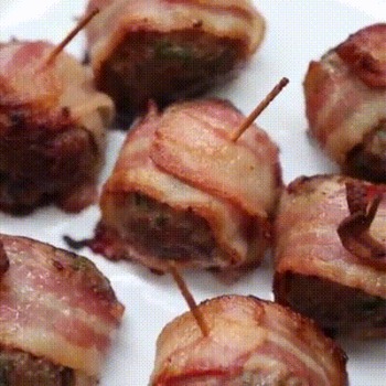 Recette toute simple de boulettes de viande enroulées dans du bacon