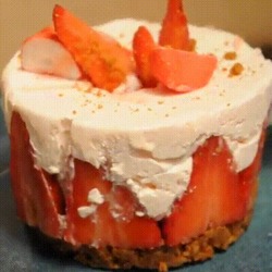 Terrible petit fraisier aux bonbons fraises tagada